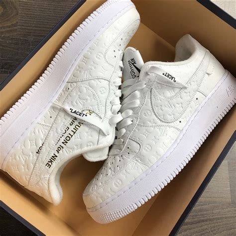 air force 1 louis vuitton blanche|louis vuitton af1 price.